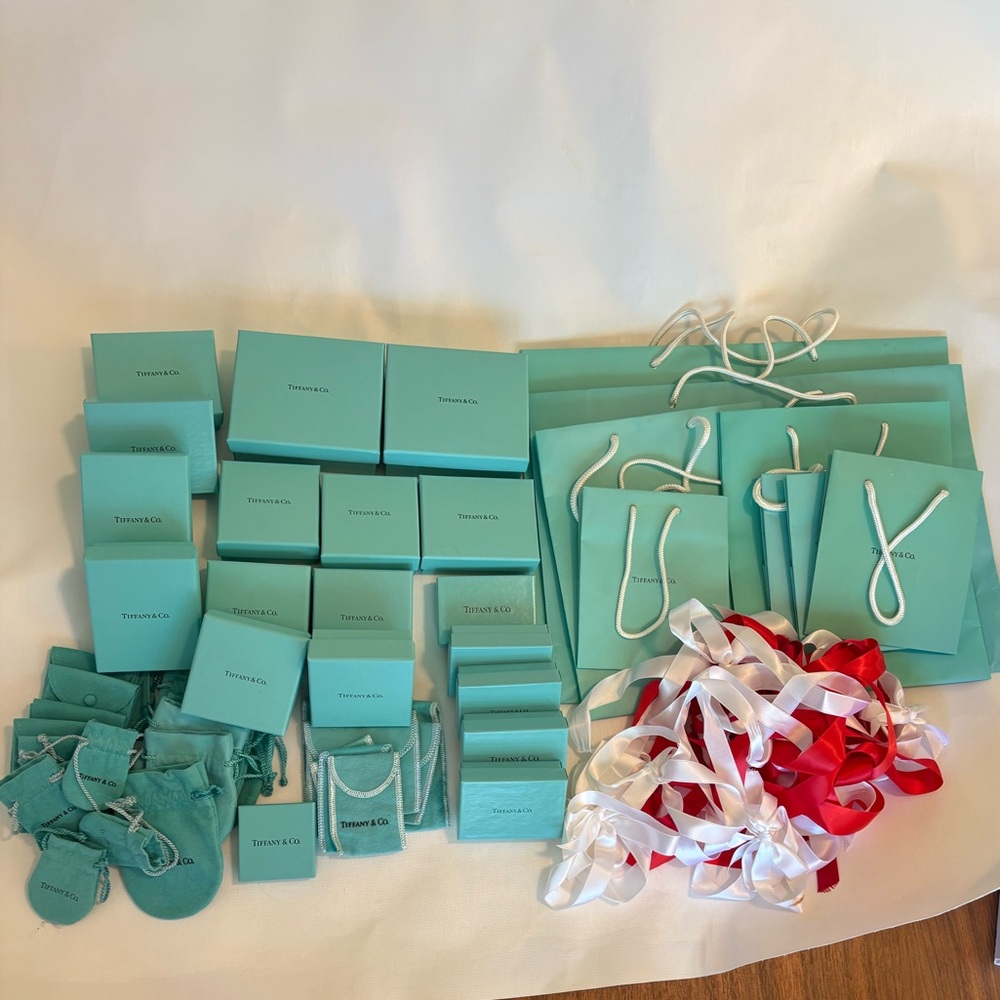 Tiffany & Co. Packaging Set with Ribbons